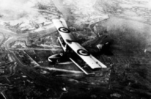 A Macchi M.5 flying in the sky.