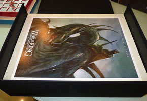 The inserts feature amazing John Howe's art and a visual reference to the tray content.