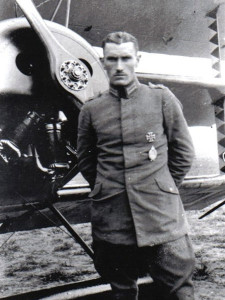 Hermann Frommherz flew the “Blaue Maus,”  a light blue Albatros D.III.